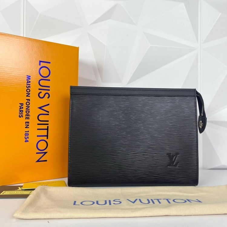 LOUİS VUİTTON POCHETTE VOYAGE EPİ